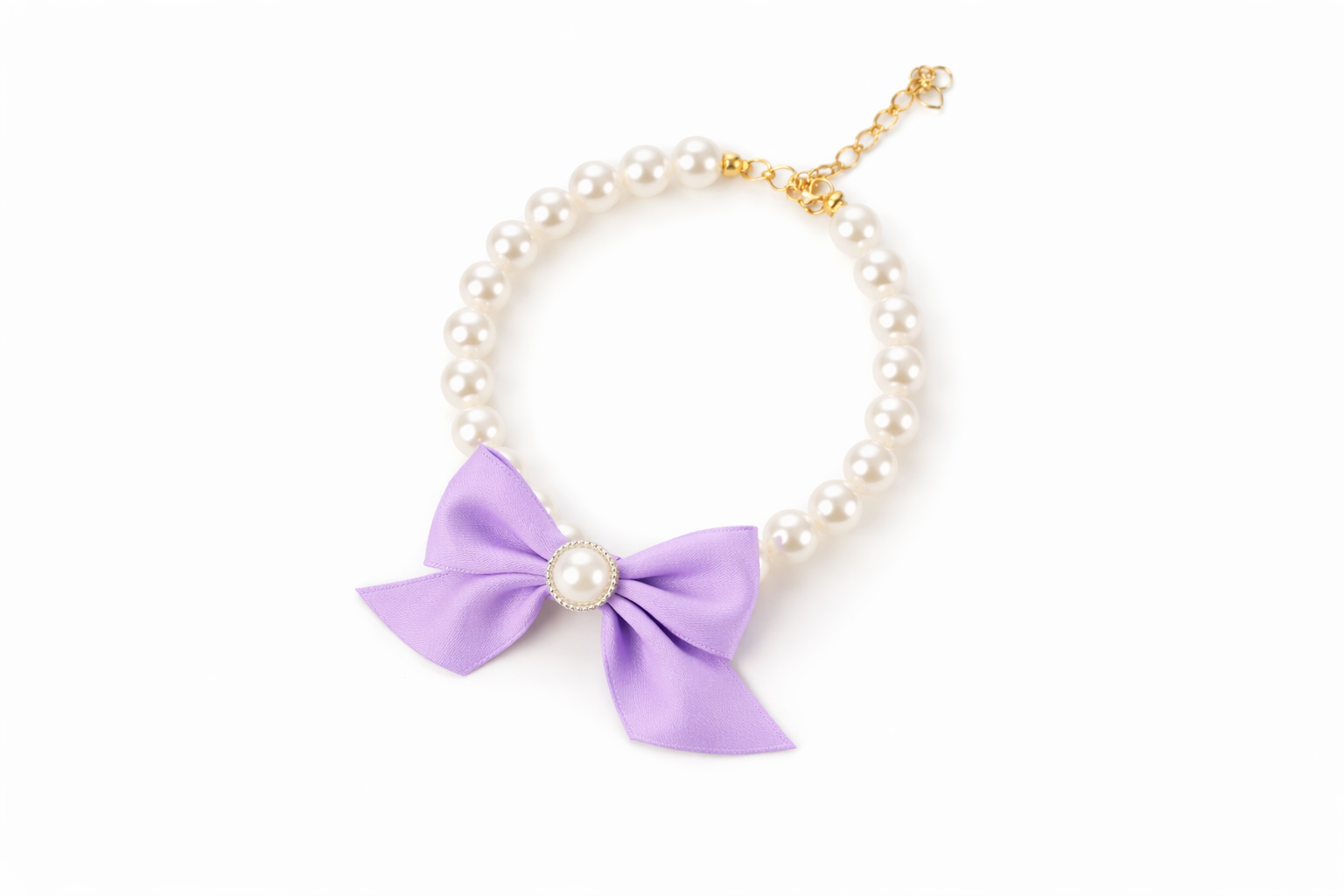 Leila Pearl Bow Necklace
